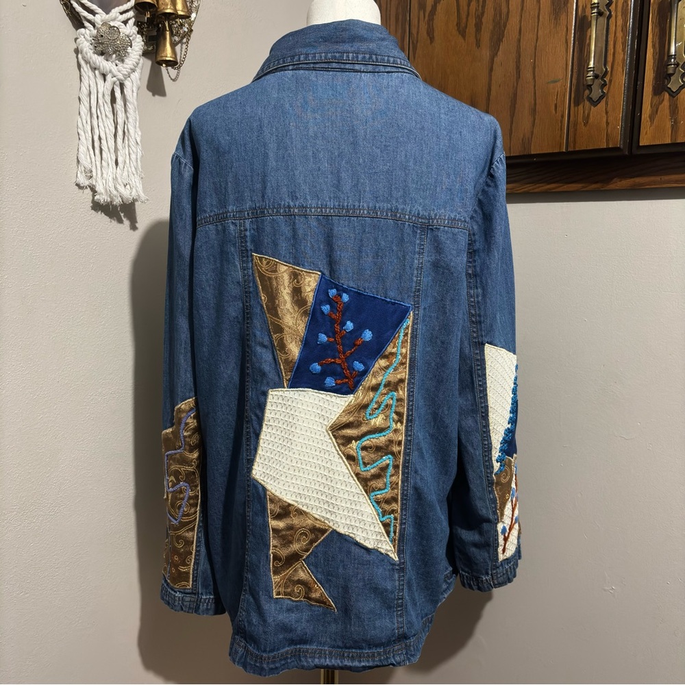 Allure Vintage Long Sleeve Button up Embroidered Denim Shirt Size Large - Picture 10 of 15